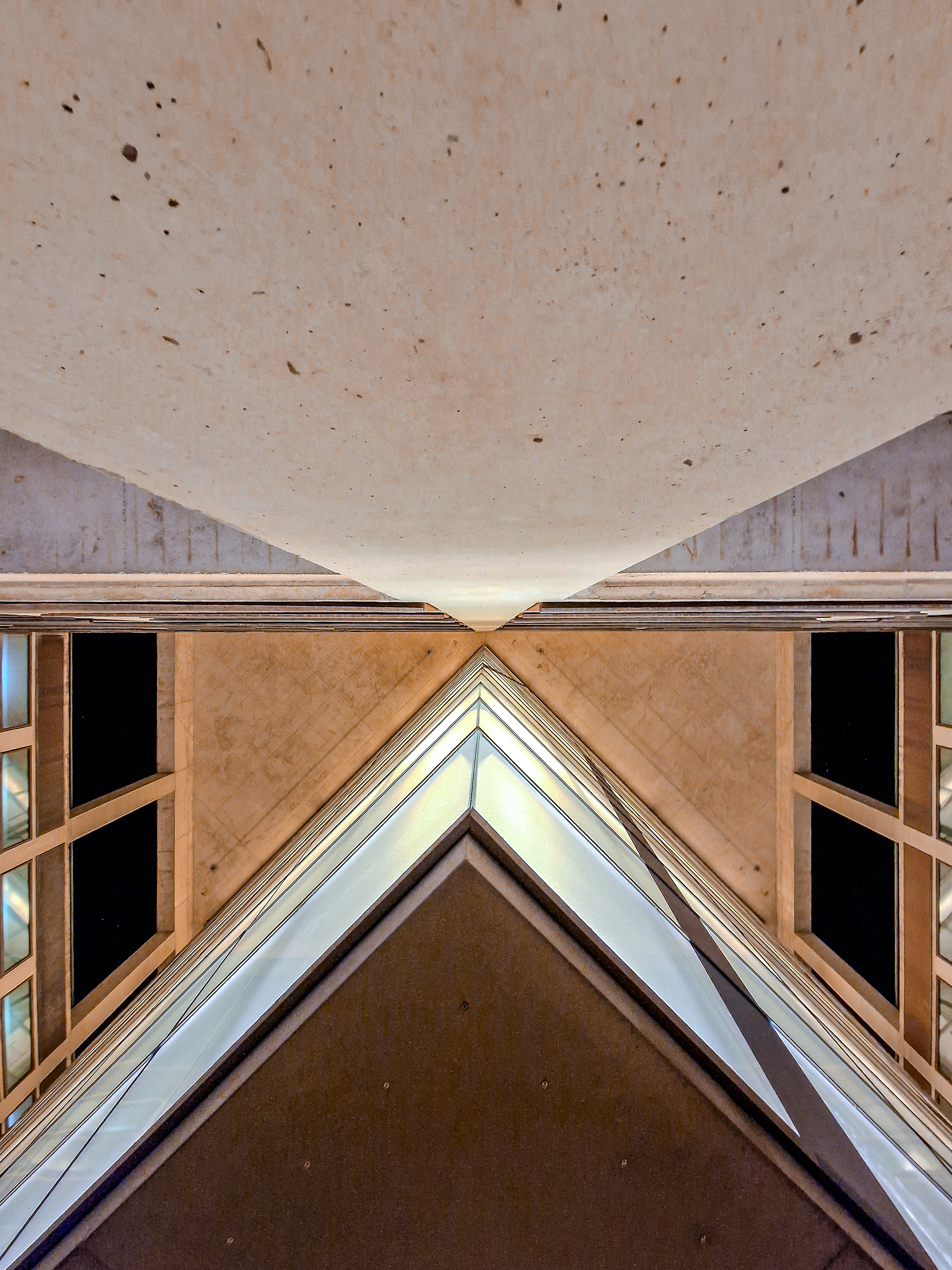 03d mihai-moga dialog-cu-timpul 14 Vârf de lumină urbană - Mihai Moga