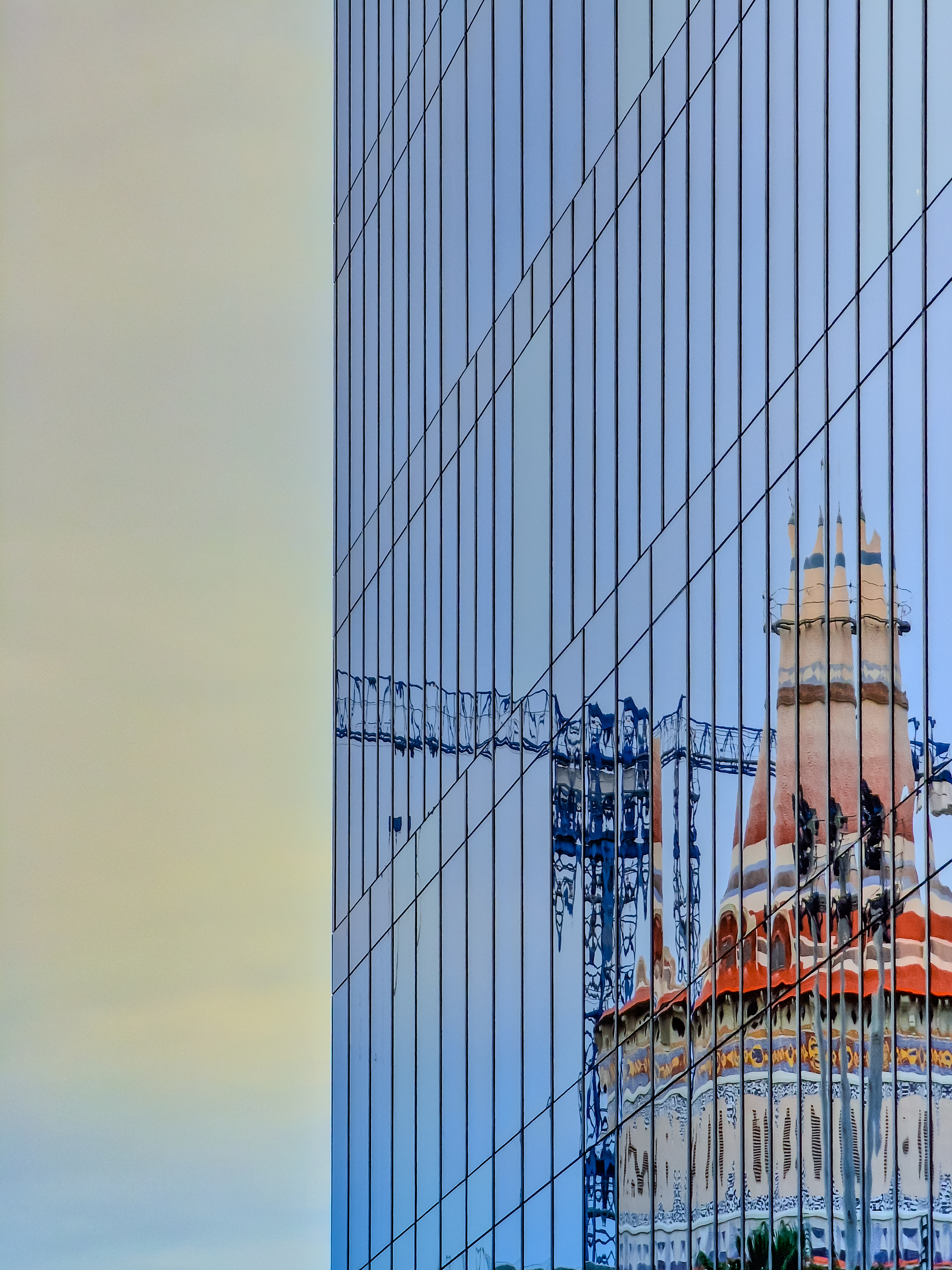 04b mihai-moga structuri-si-reflexii 8 Memorie în oglindă - Mihai Moga