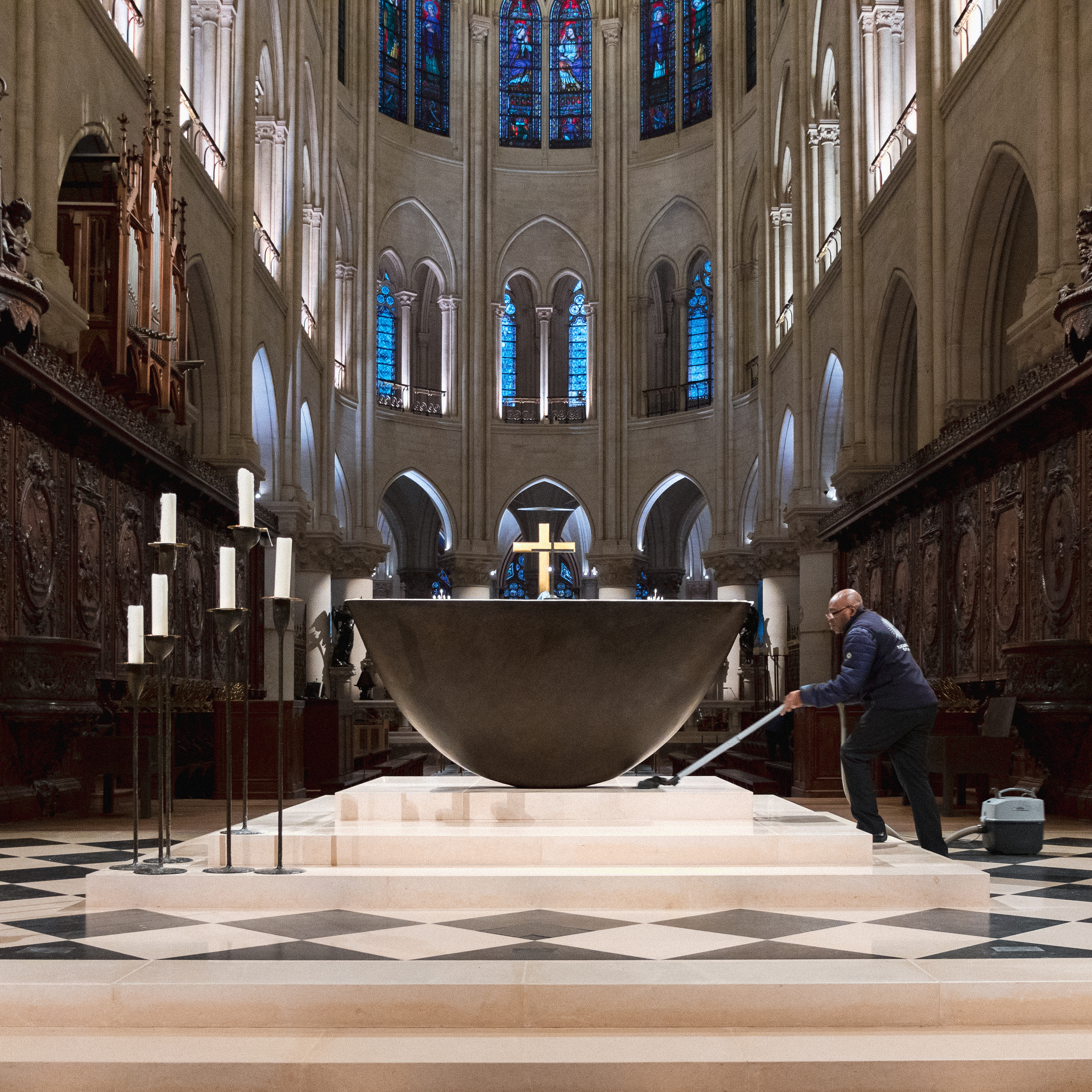 43d dumitrescu-david intre-sacru-si-profan IMG