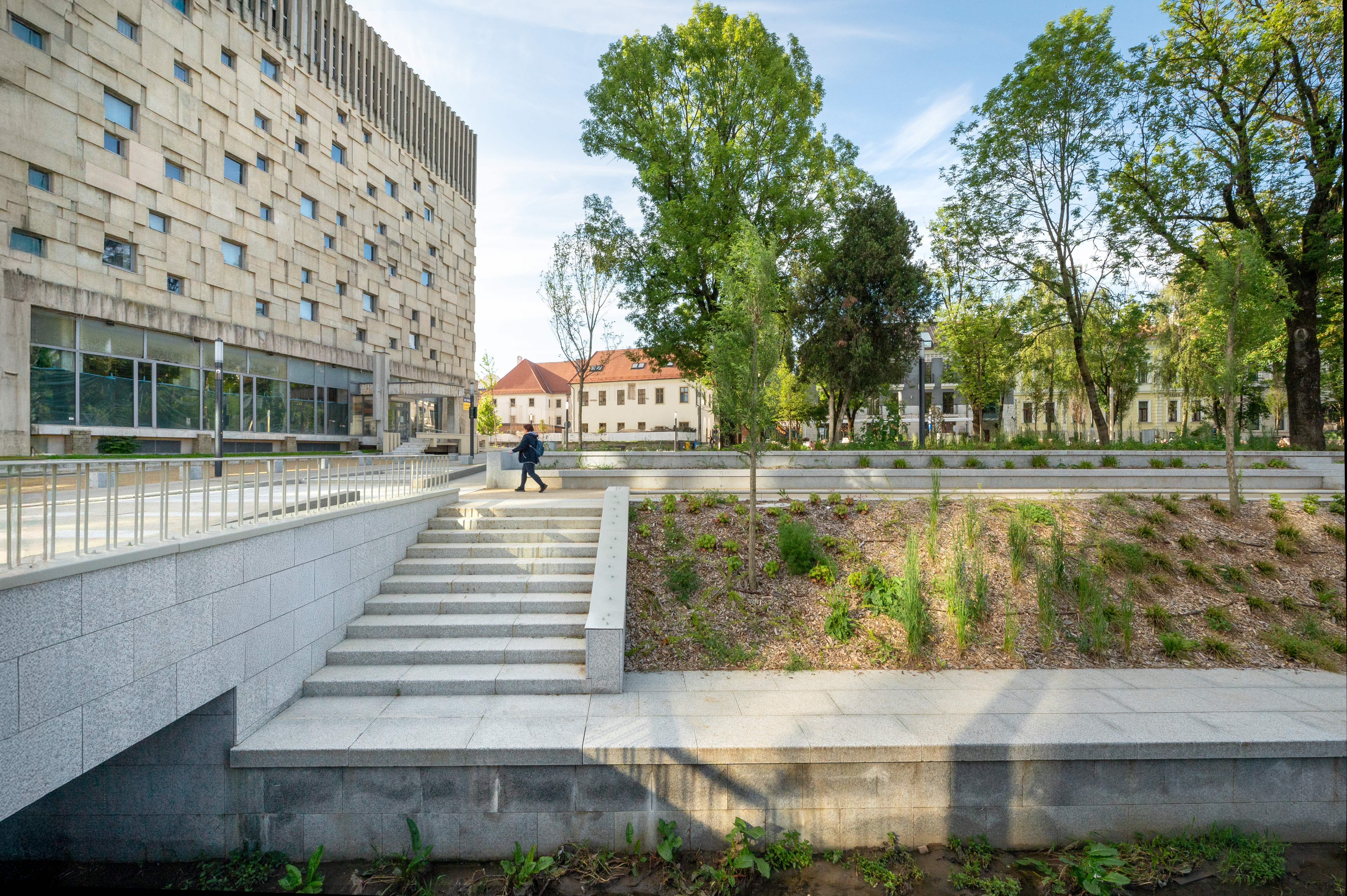 52b sumlea-marius canalul-morii-si-parcul-i-l-caragile-cluj-napoca Z61